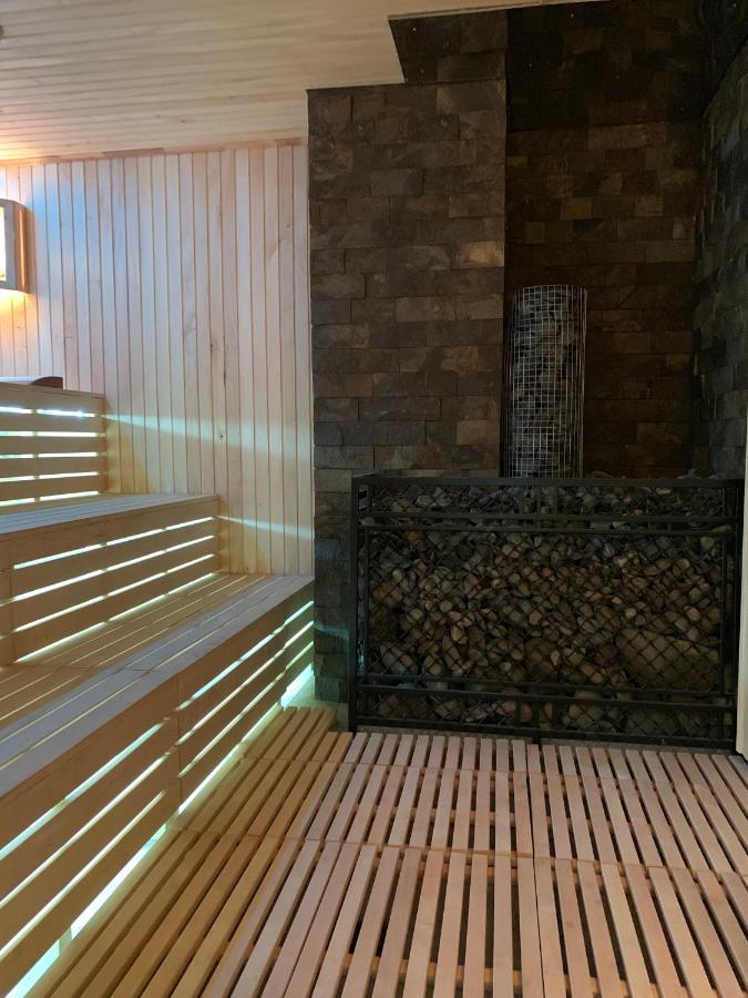 Hotel Loft Wood Mukačevo Esterno foto