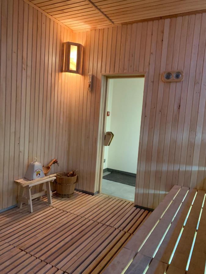 Hotel Loft Wood Mukačevo Esterno foto