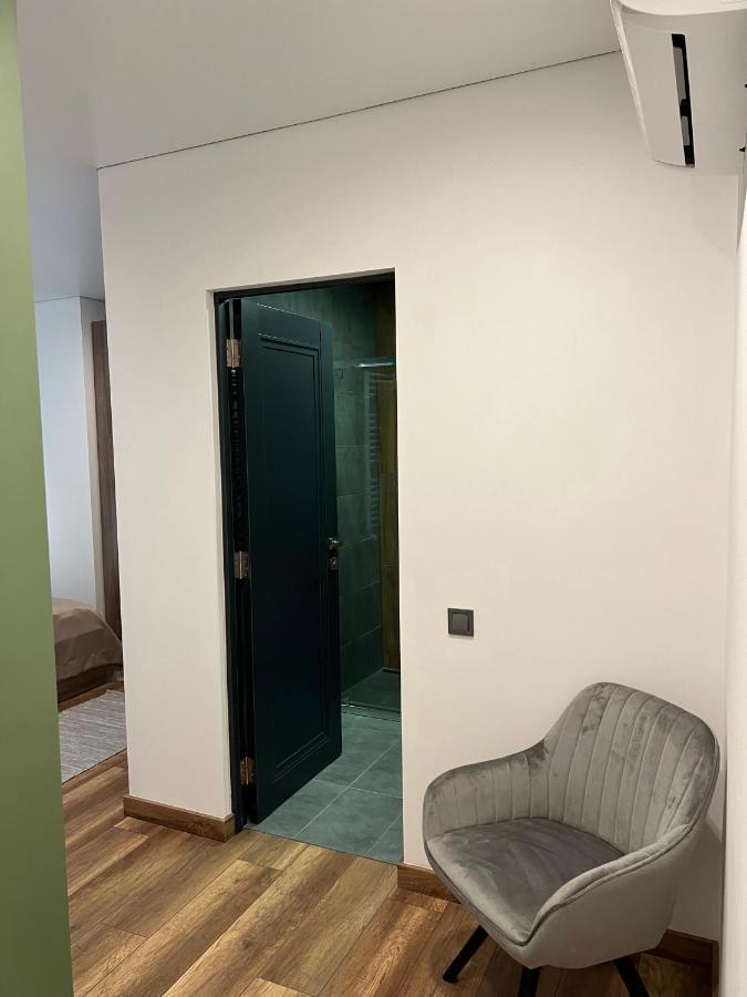 Hotel Loft Wood Mukačevo Esterno foto