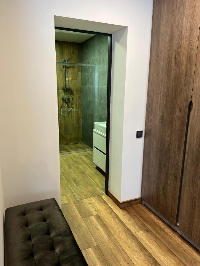 Hotel Loft Wood Mukačevo Esterno foto