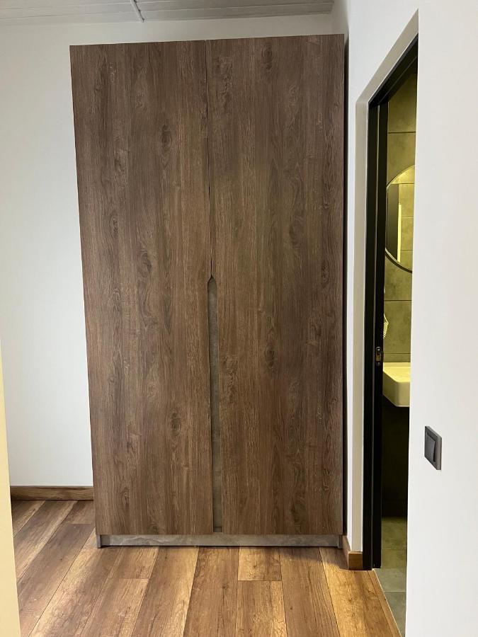 Hotel Loft Wood Mukačevo Esterno foto