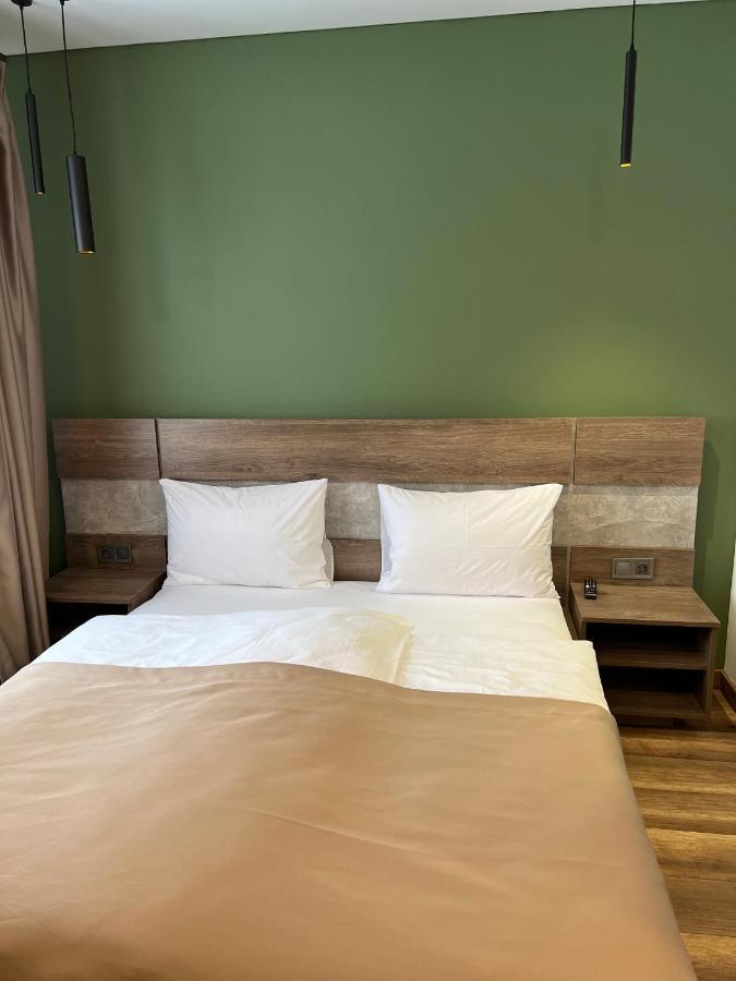 Hotel Loft Wood Mukačevo Esterno foto